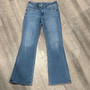 Classic Blue Women's Jeans kickboot